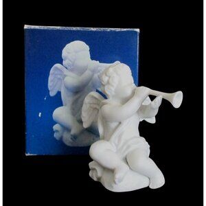 Avon Nativity Collectibles The Cherub Figurine  - Vintage 1989 White Porcelain B